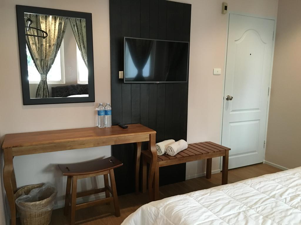 The Grand Palace Hostel Bangkok Room photo
